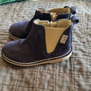 Cienta Navy suede boots‎ NWOT Size 27